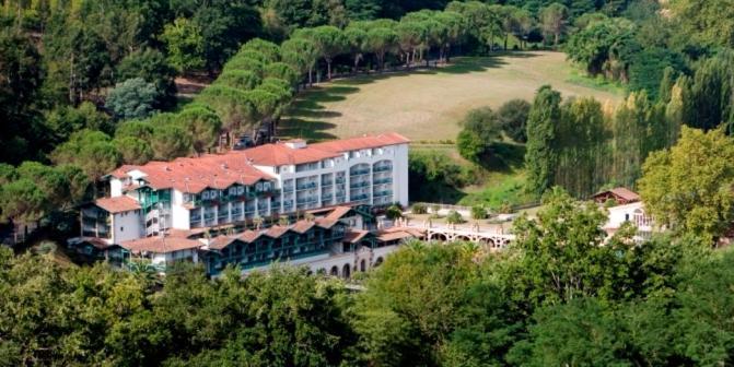 Hotel Le Domaine Du Levant Cambo-les-Bains Exterior foto